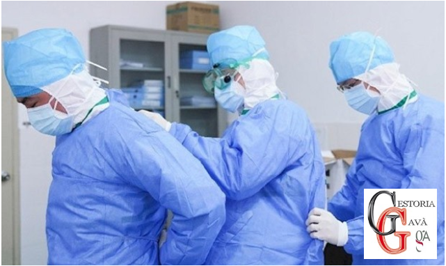 Ayuda a personas trabajadoras en Centros Residenciales.