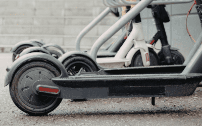 La DGT fija una nueva  normativa para los propietarios de patinetes eléctricos